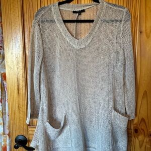 Kaktus Women's Beige V-Neck Sweater